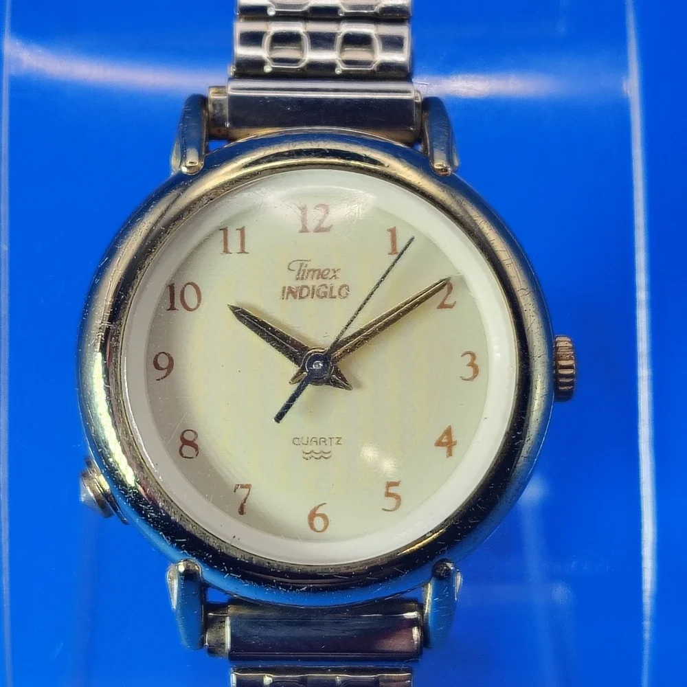 Vintage 1997 Timex Indiglo 24mm Women's Quartz Watch Stretch Bracelet Restored‎