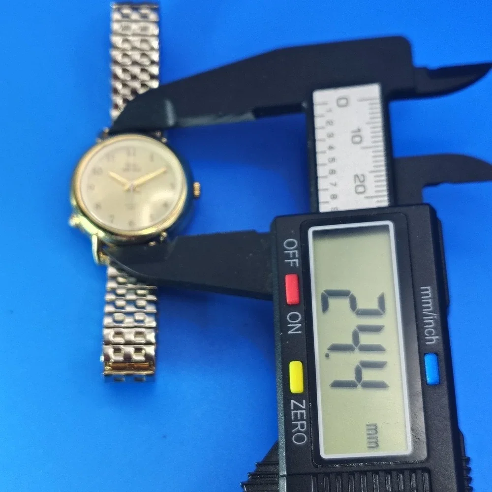 Vintage 1997 Timex Indiglo 24mm Women's Quartz Watch Stretch Bracelet Restored‎