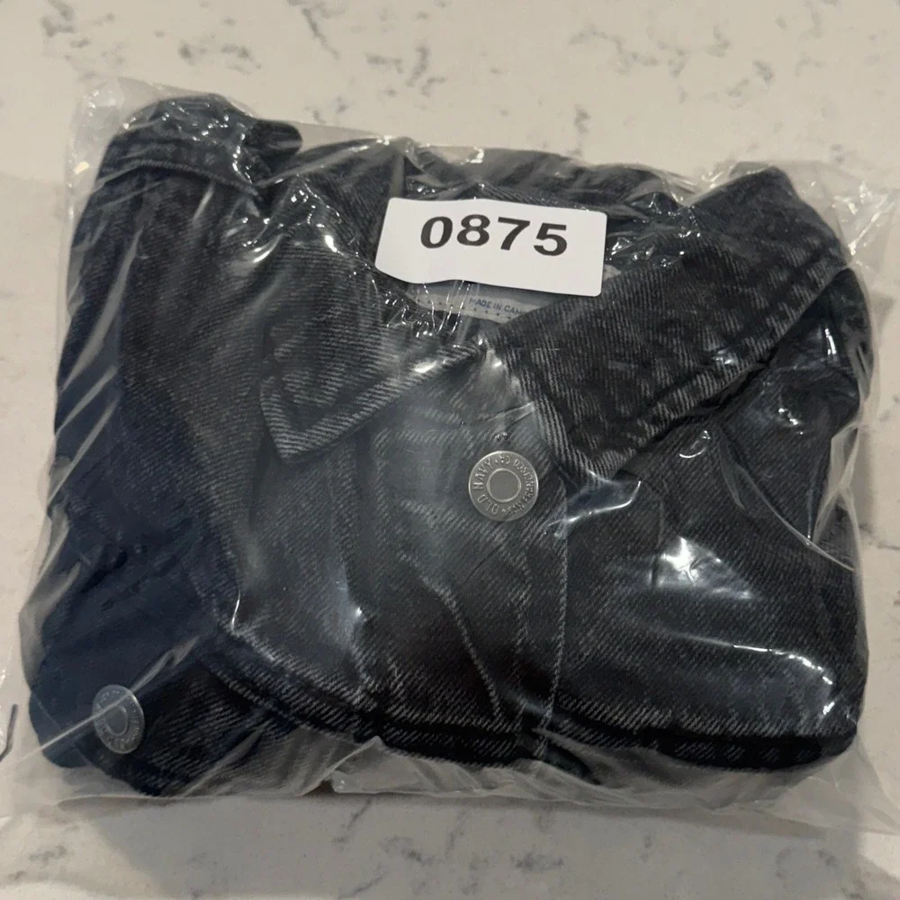 Old Navy black denim