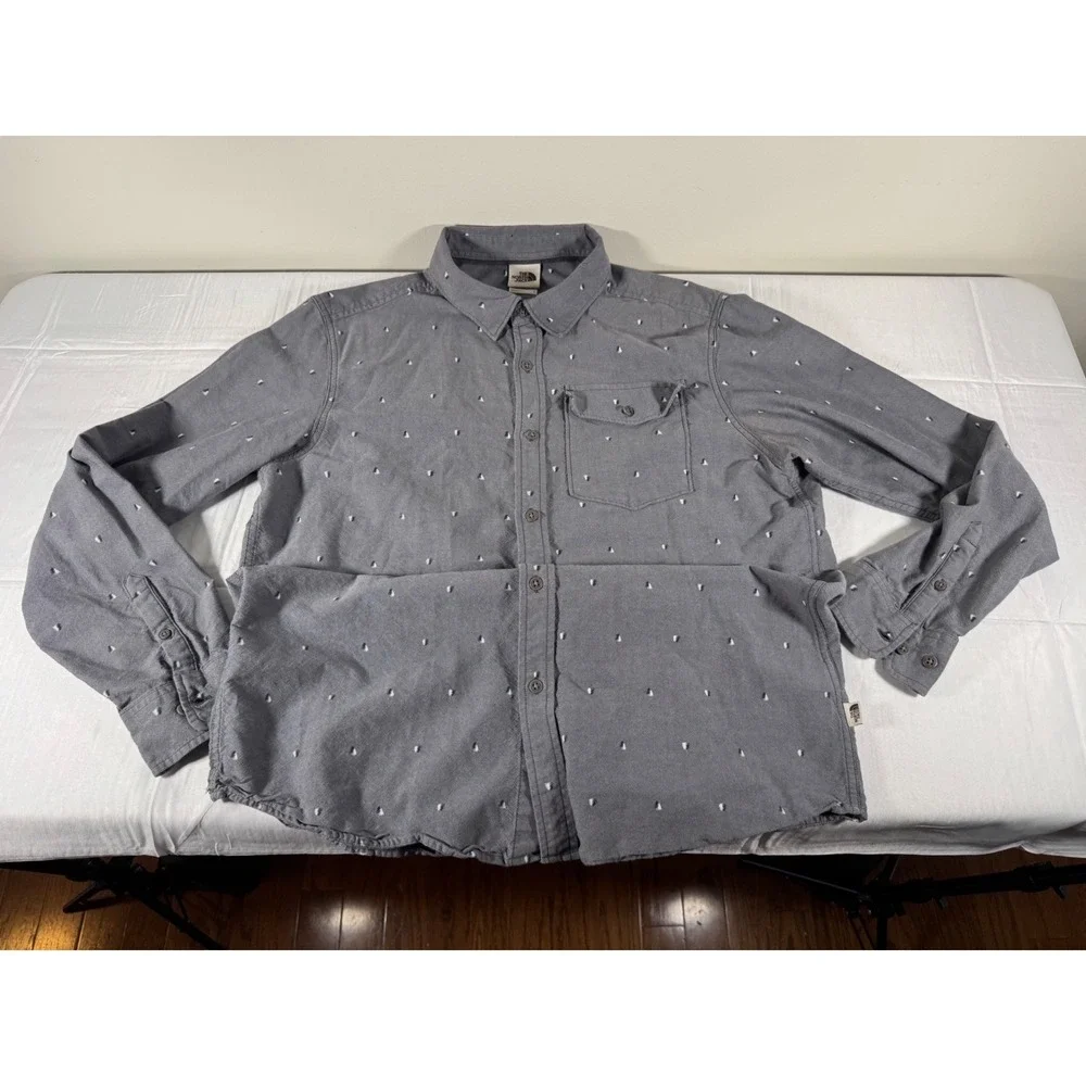 The North Face Mens Large Gray Embroidered Mountain Peak Button Down Shirt L/S