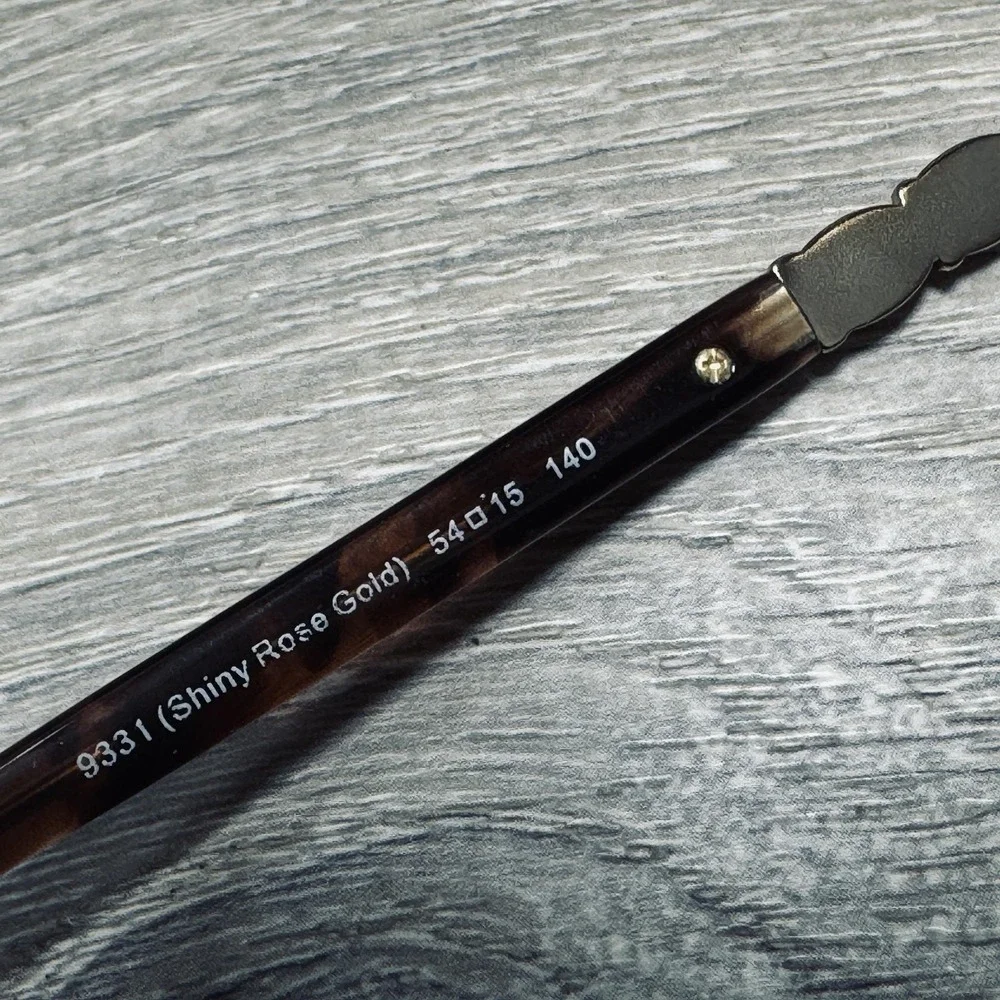 Coach brand model