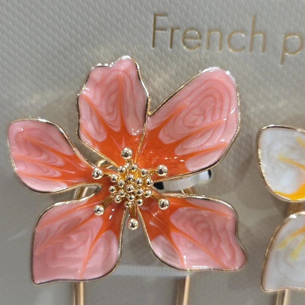 Piper K elegant floral
