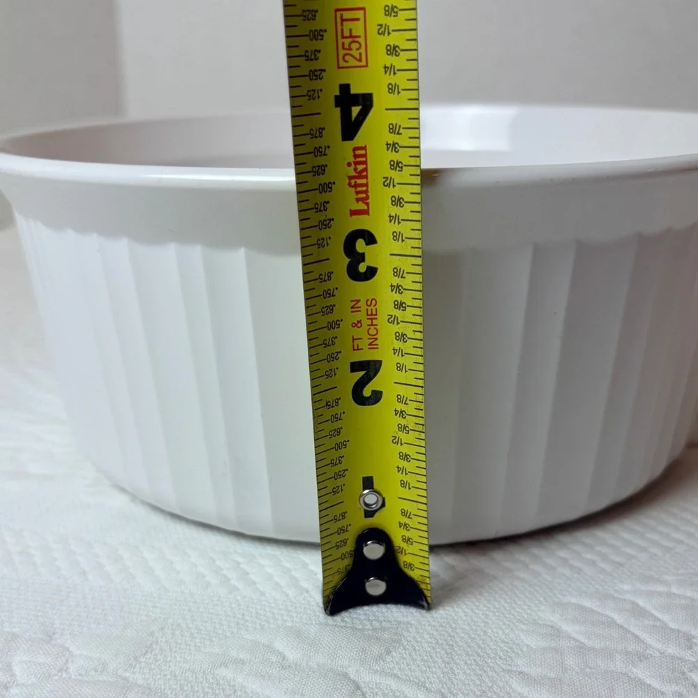 CorningWare French White F-1-B 2.5 Liter Round Casserole Dish Made in USA