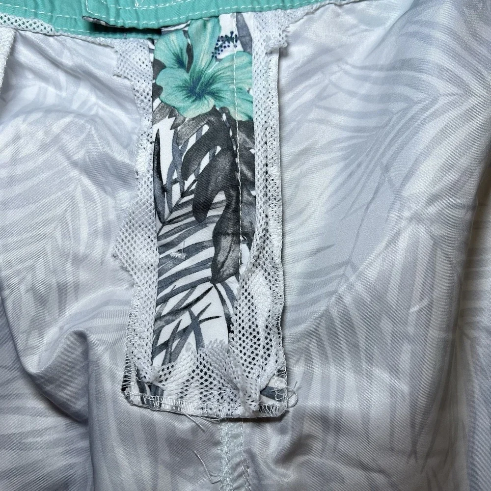 Tommy Bahama these tommy