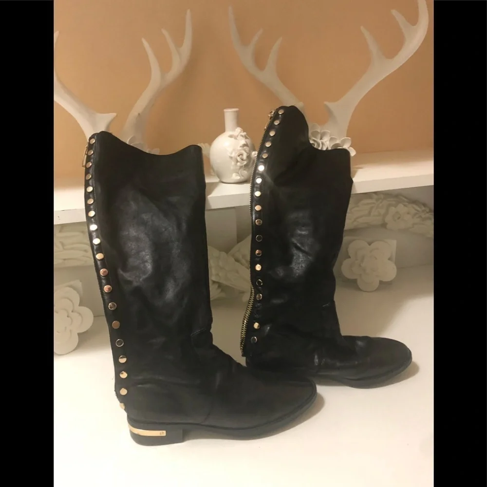 VinceCamino  Stunning, chic leather boots 👢