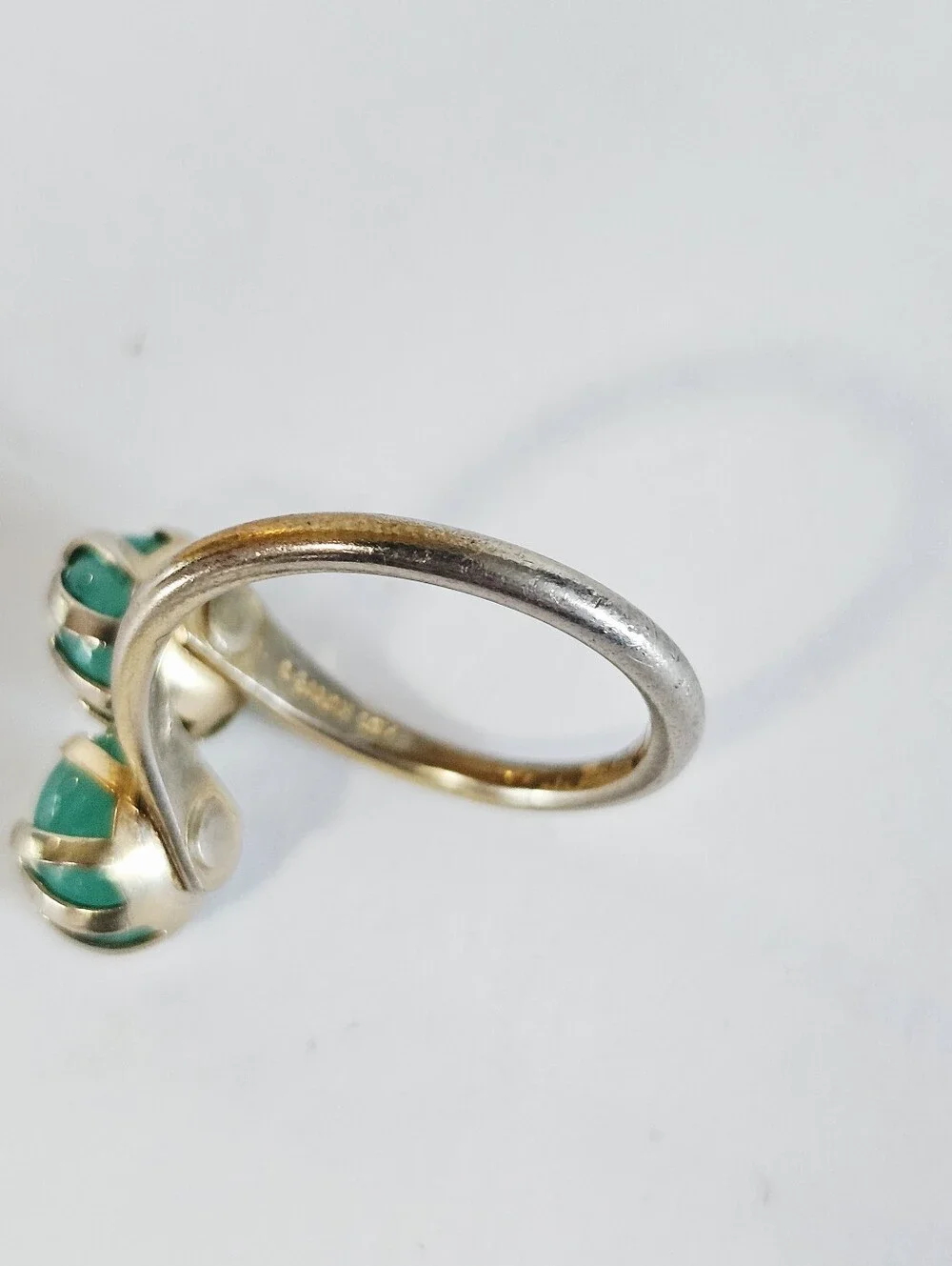 Sarah Coventry Vintage 1962 Gay Pretenders Round Green Glass Jade Cabochon Ring