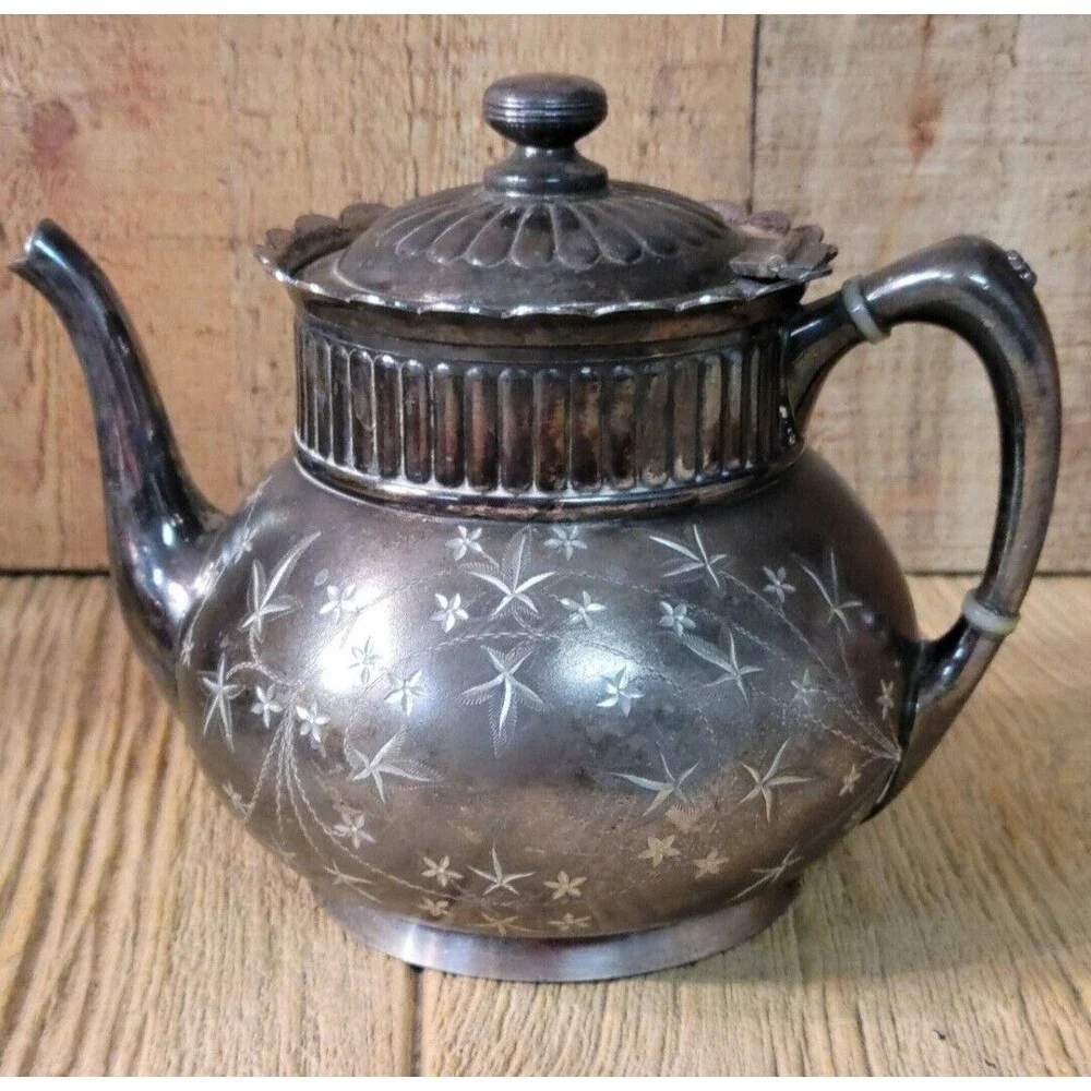 ANTIQUE Victorian FLORAL TEA POT Quadruple Plate Silver PAIRPOINT MFG CO