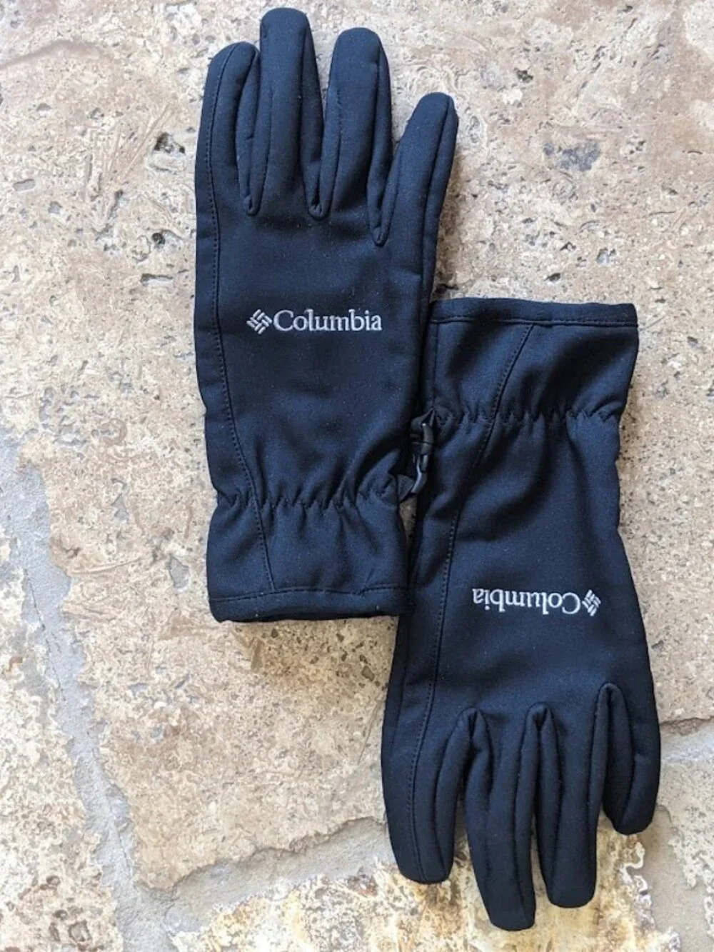 Columbia women ascender