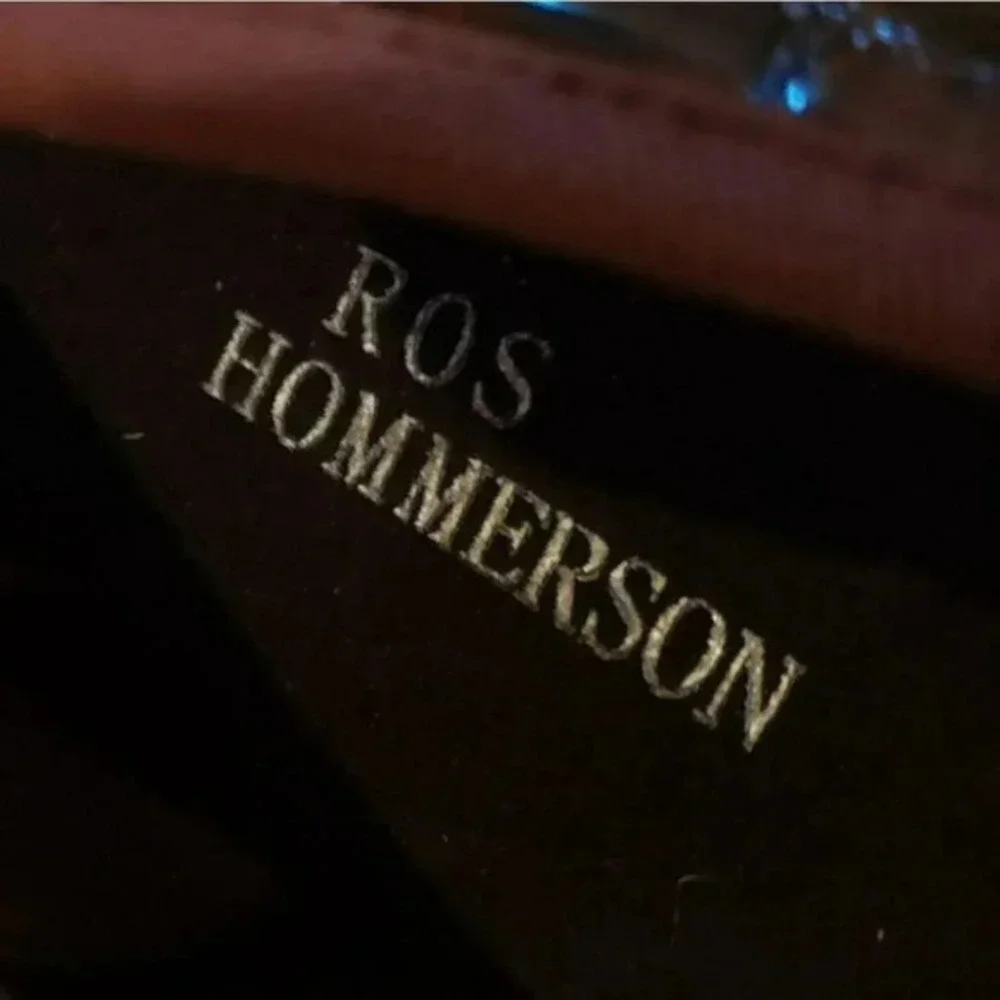 Ros Hommerson ros hommerson