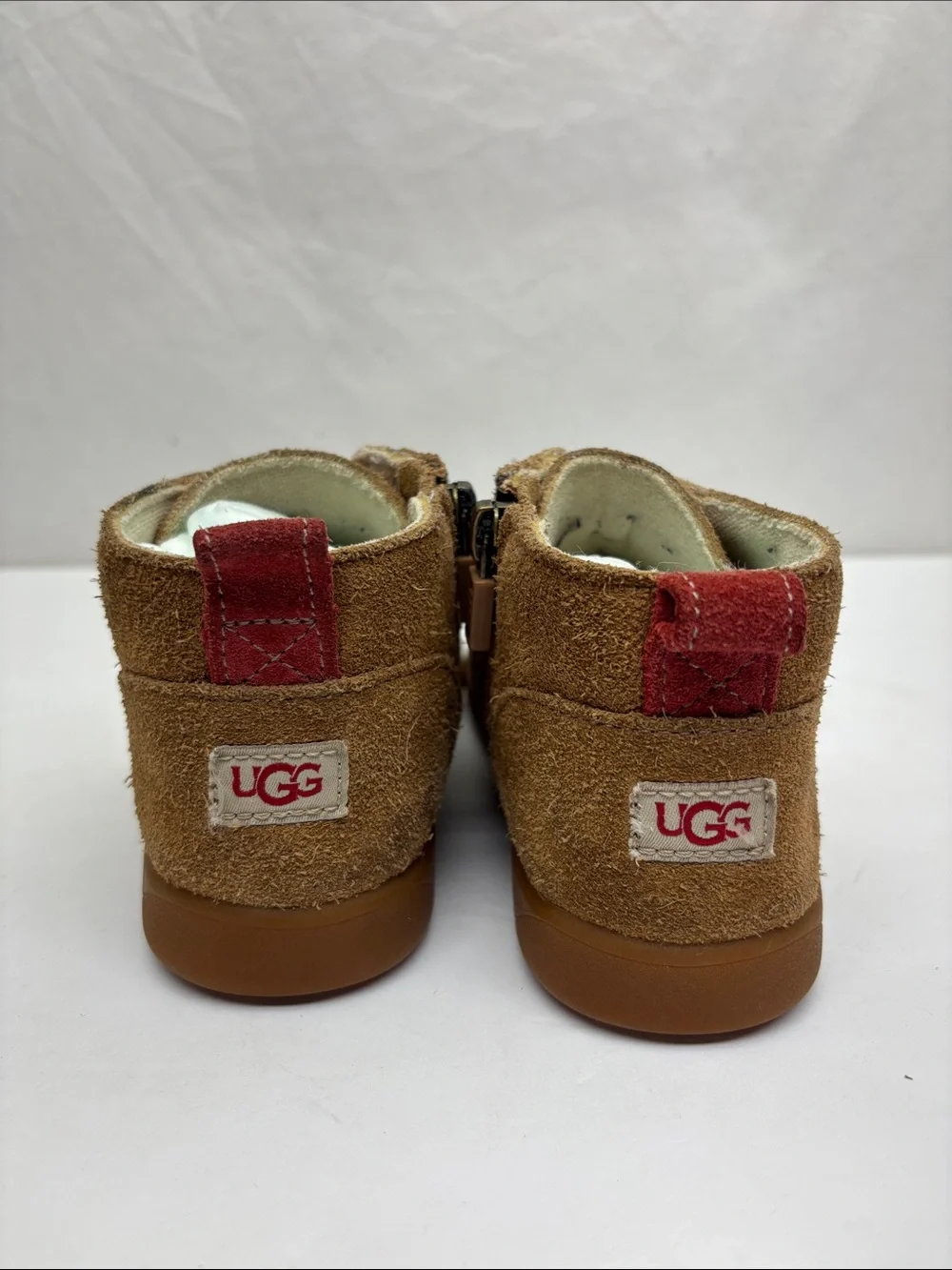 UGG item used
