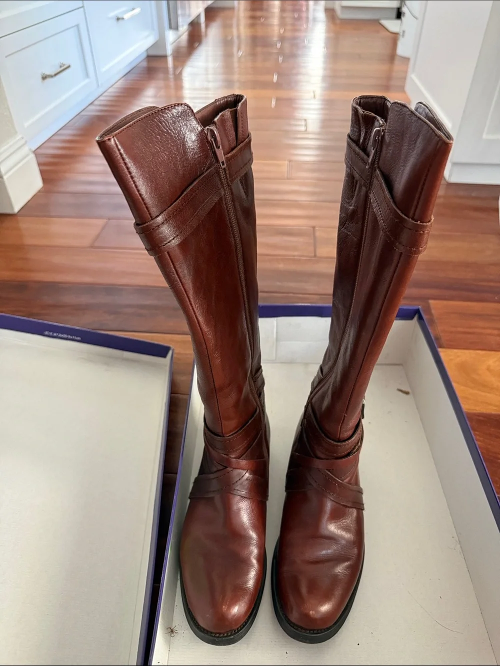 Brown Over-the-Knee Leather Boots in Cognac Par, size 5.5