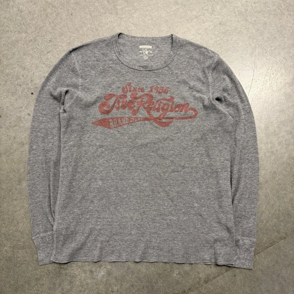 True Religion Mens Gray Waffle Knit Thermal Long Sleeve Graphic Shirt XXXL USA