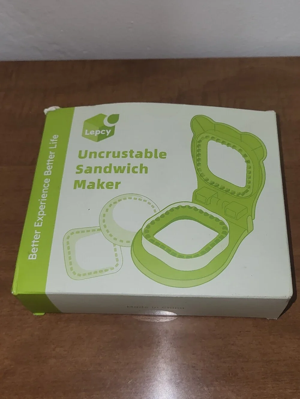 LEPCY material	plastic shape	square