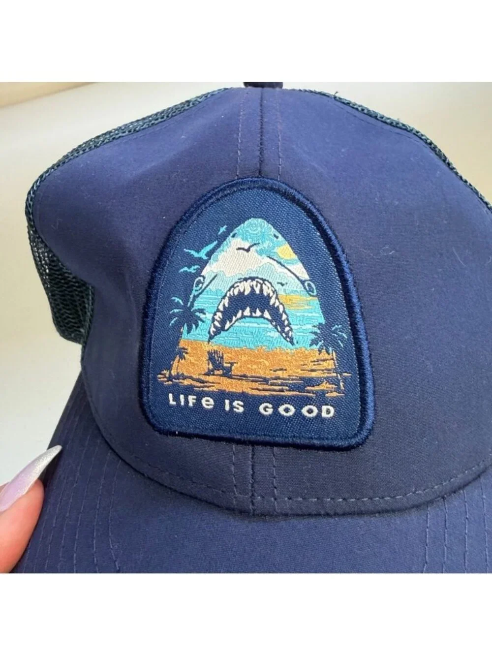Life Is Good Kids Youth Core Mesh Trucker Hat Blue Jaws Shark Beach New upf 50