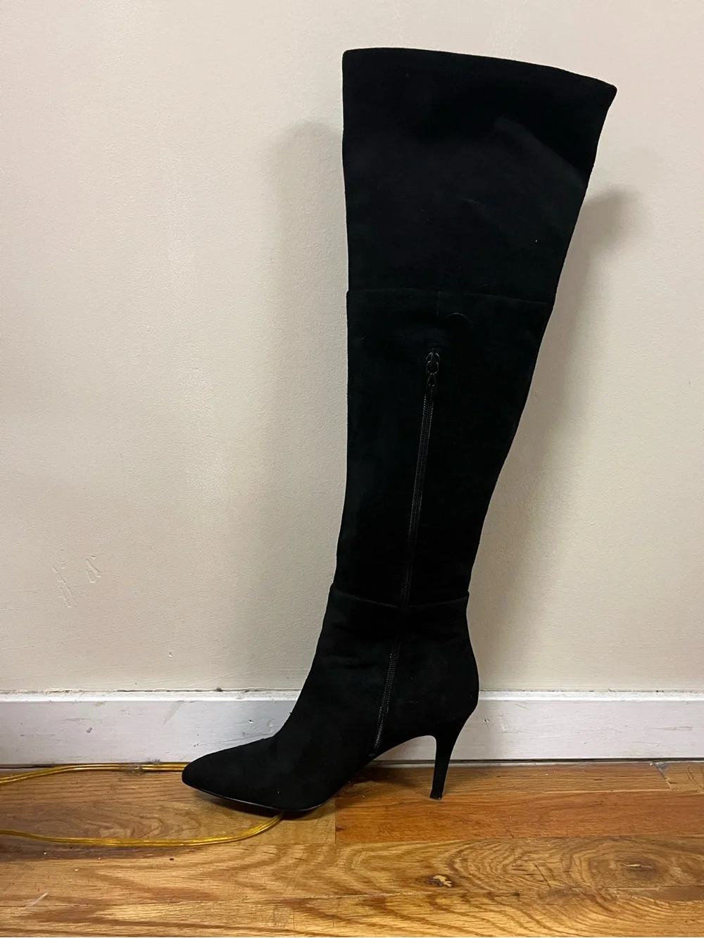 Tahari sleek black
