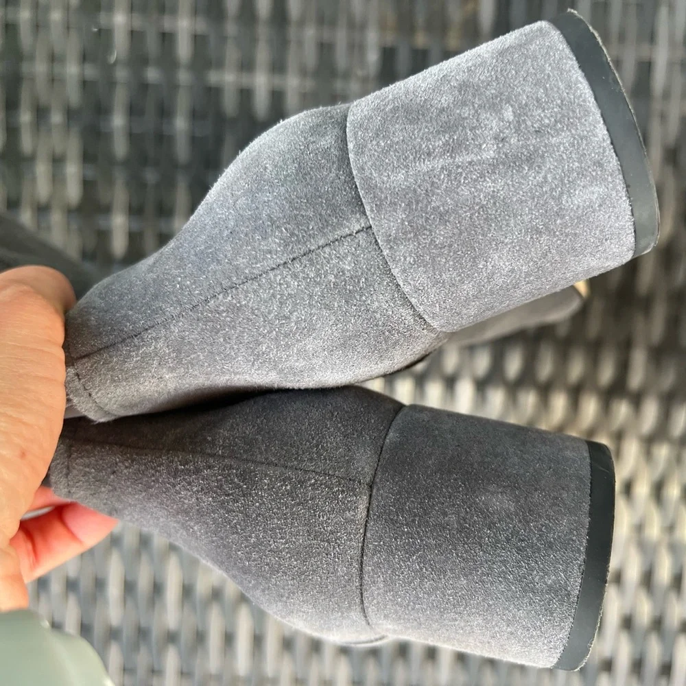Donald J. Pliner boots sophistication these