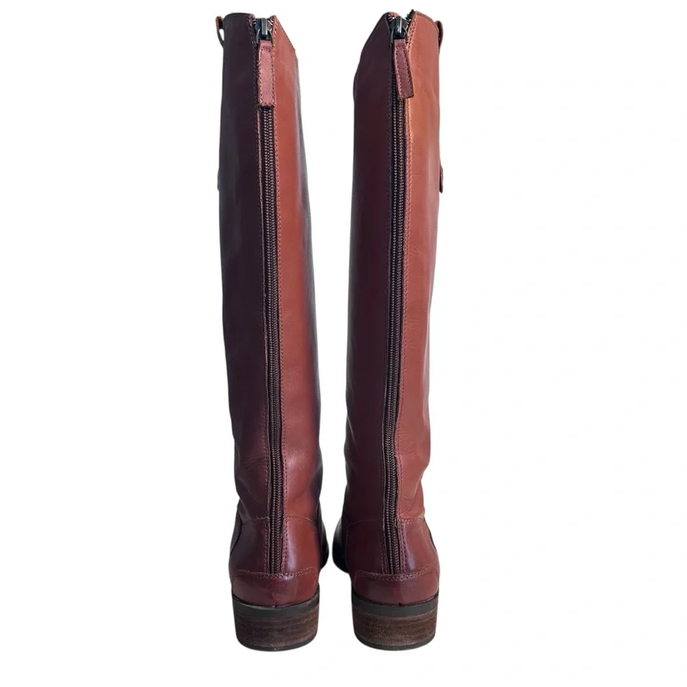 Array women brown