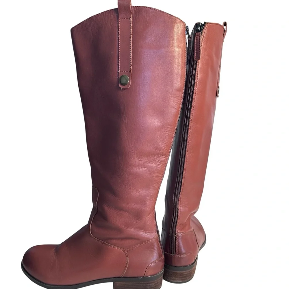 Array women brown