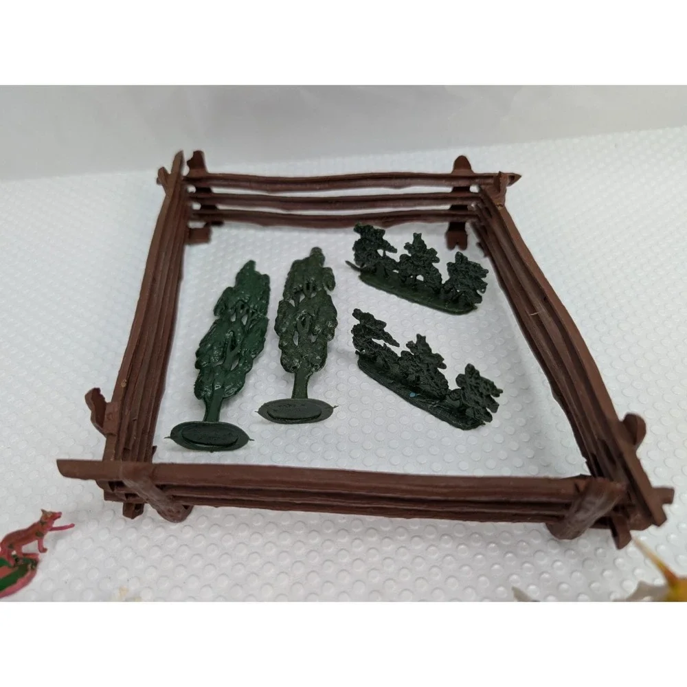 Plastic Hunting Scene Trees Fence Deer Foxhound Dog Hunter‎ Cake Toppers