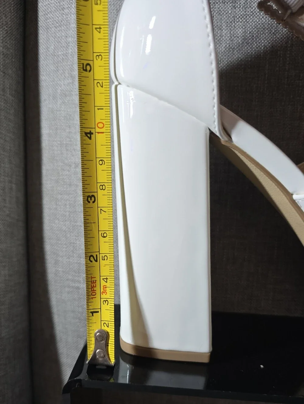 Delicious Shoes “Kebab” White Patent Rhinestone Platform Heels – NIB