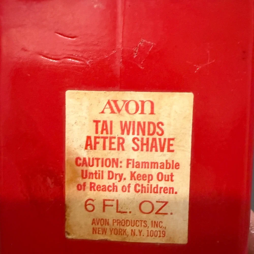 Vintage Avon Tai Winds After Shave Red‎ Car Bottle Collectible Decor