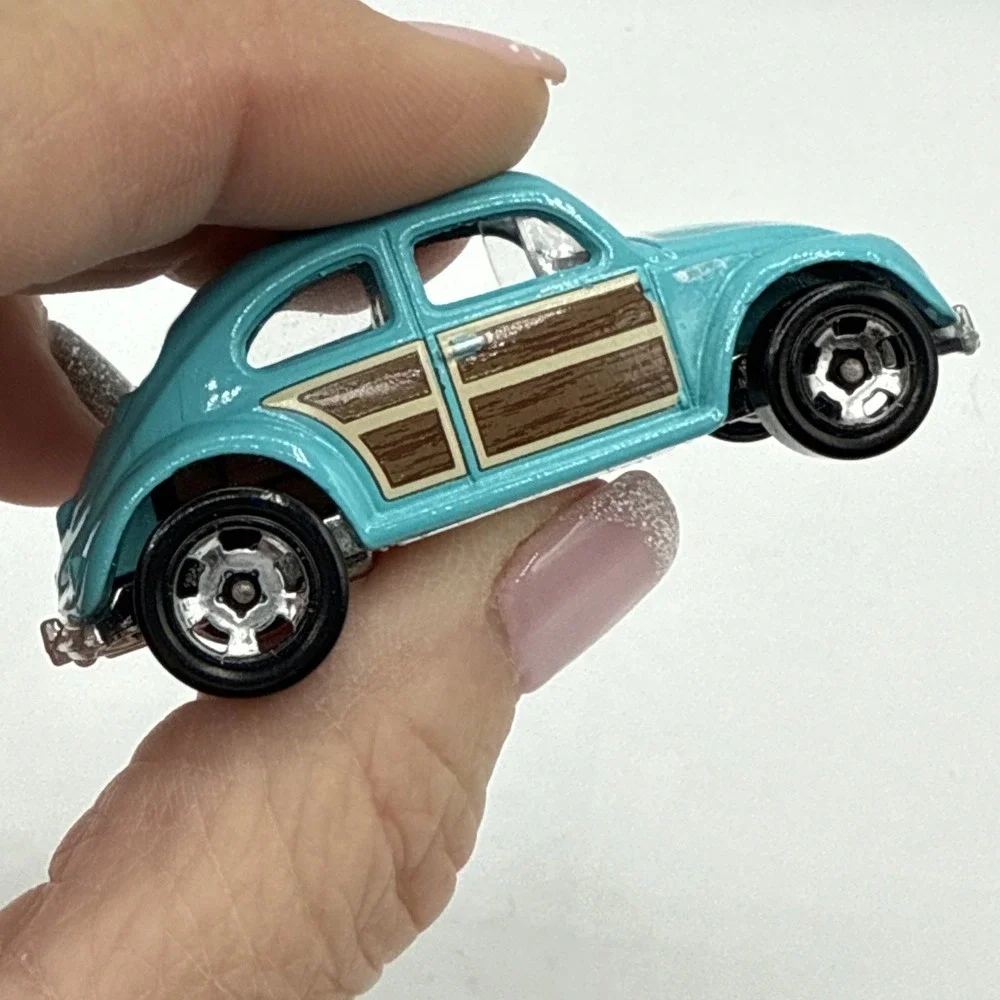 1988 HOT WHEELS VOLKSWAGEN BEETLE BUG BLUE &‎ WOOD TONE 1:64