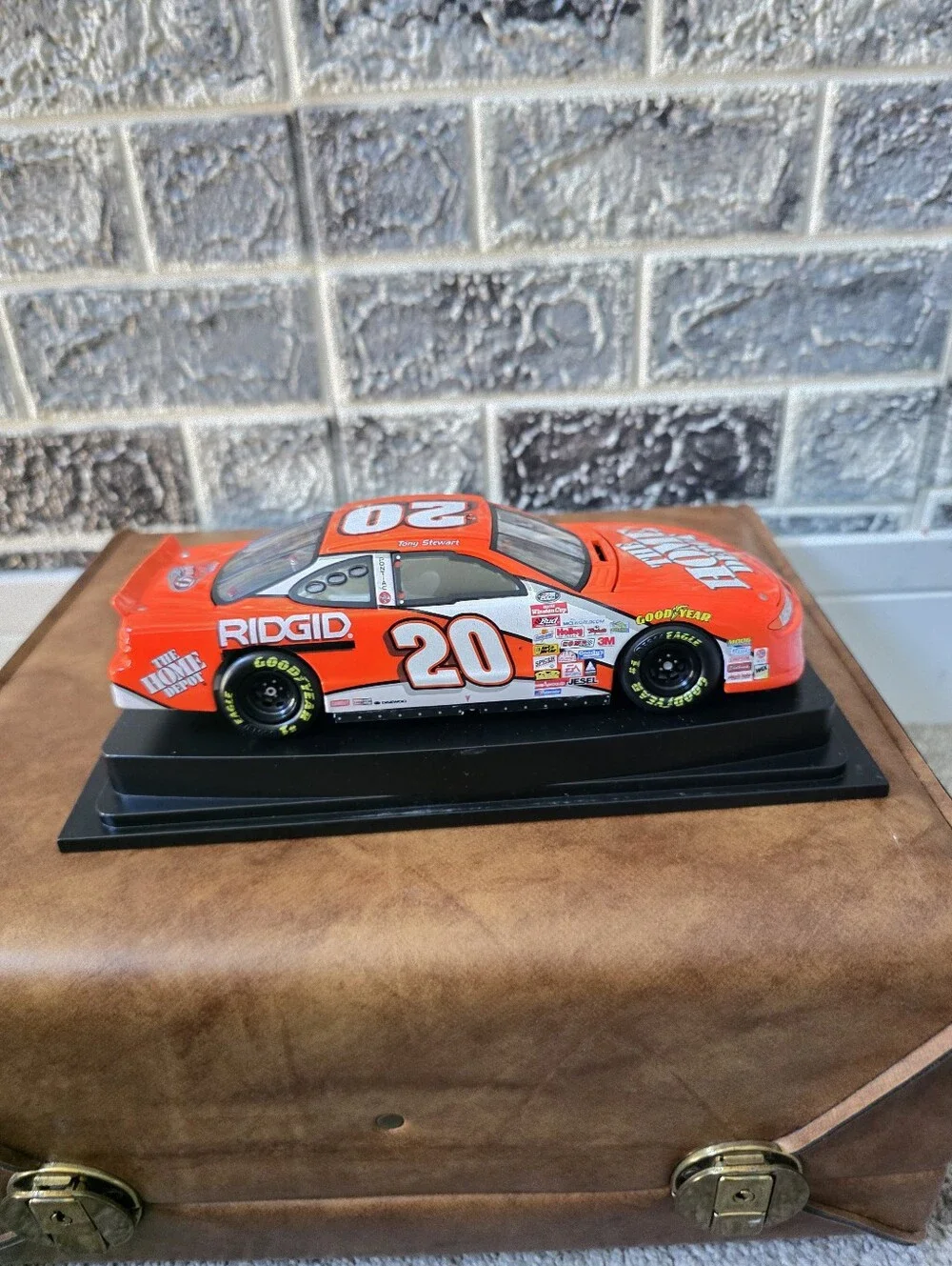 VTG 2000 Revell Tony Stewart Rookie of the Year Red Model Car Kit