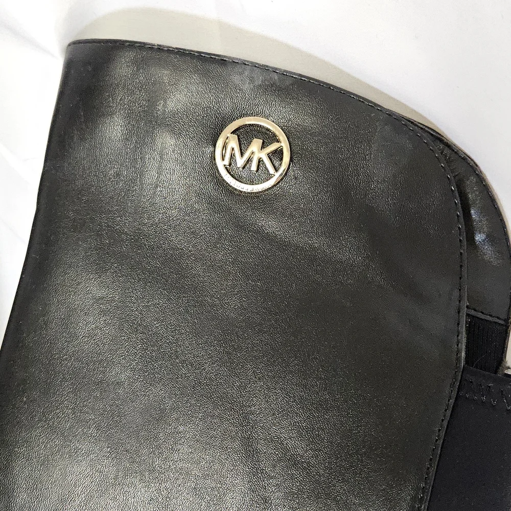Michael Kors step out