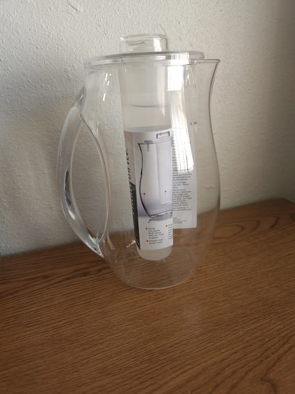Prodyne Pitcher On Ice 2.5 Quarts Crystal Clear Acrylic Pitcher NEW Out Of Box