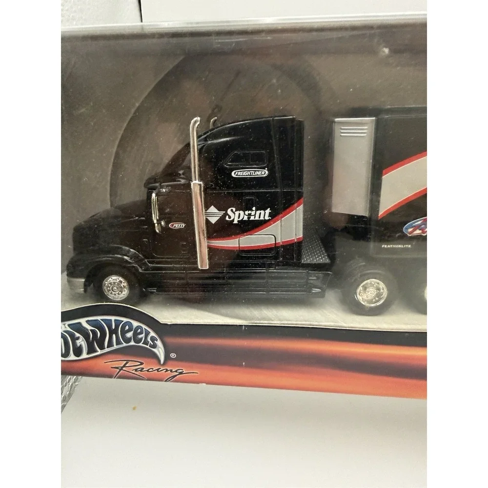 Hot Wheels 2001 hot