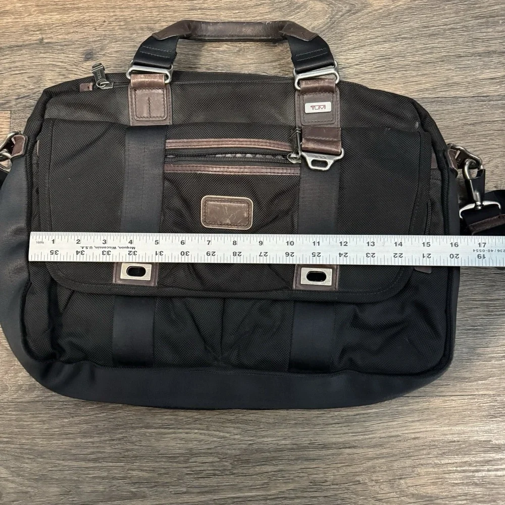 Tumi alpha bravo