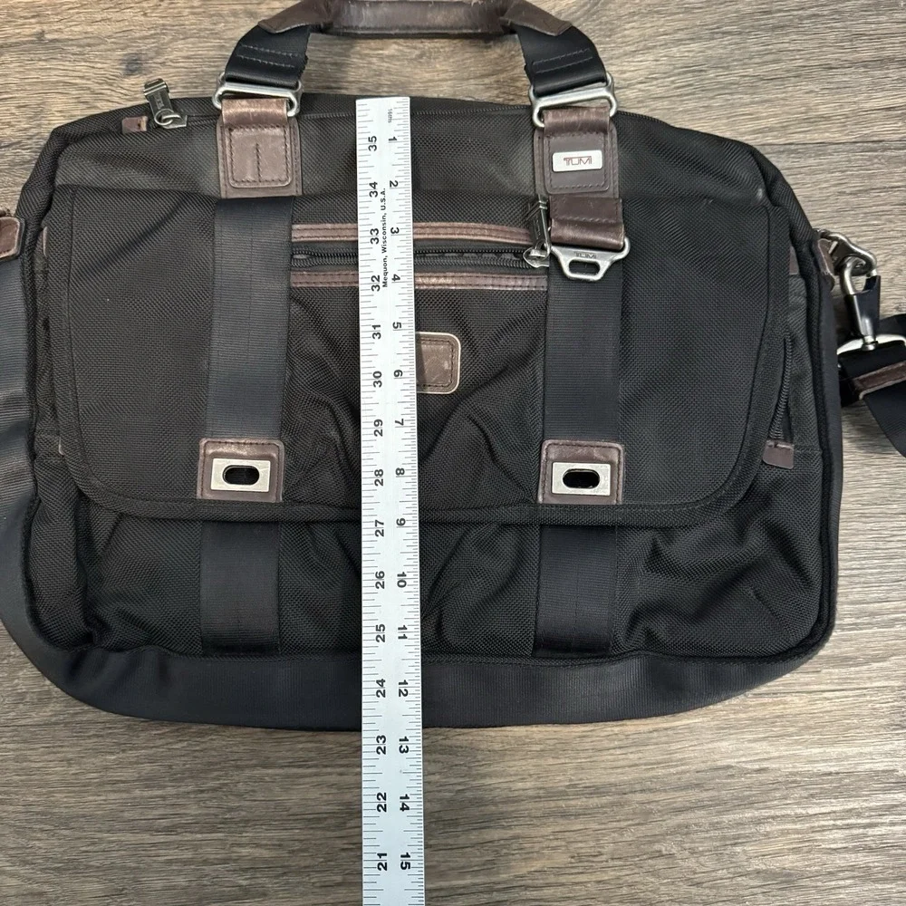 Tumi alpha bravo