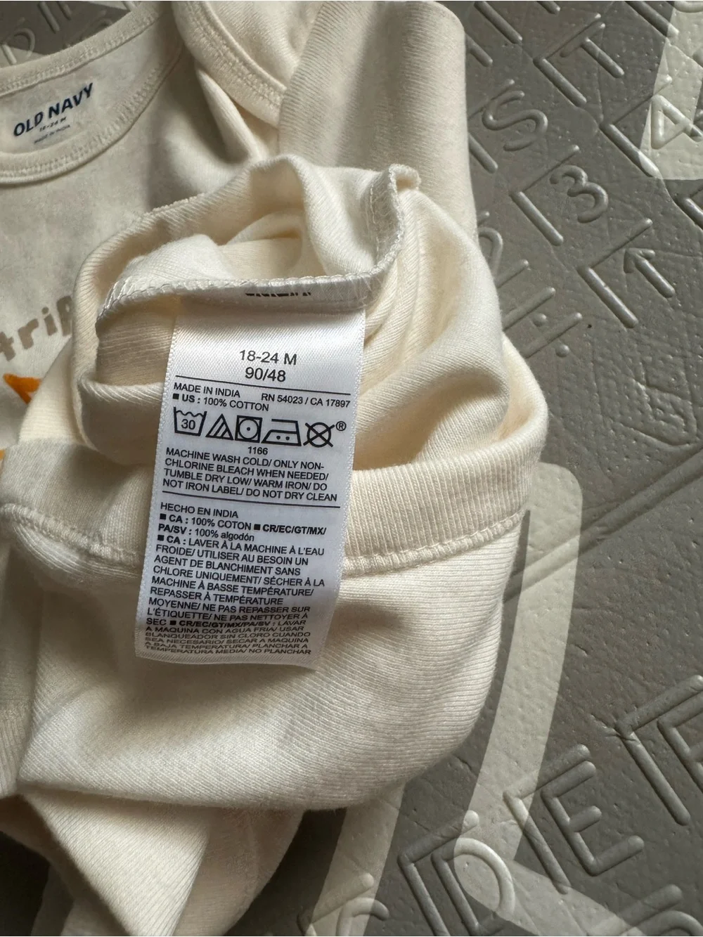Old Navy adorable cream