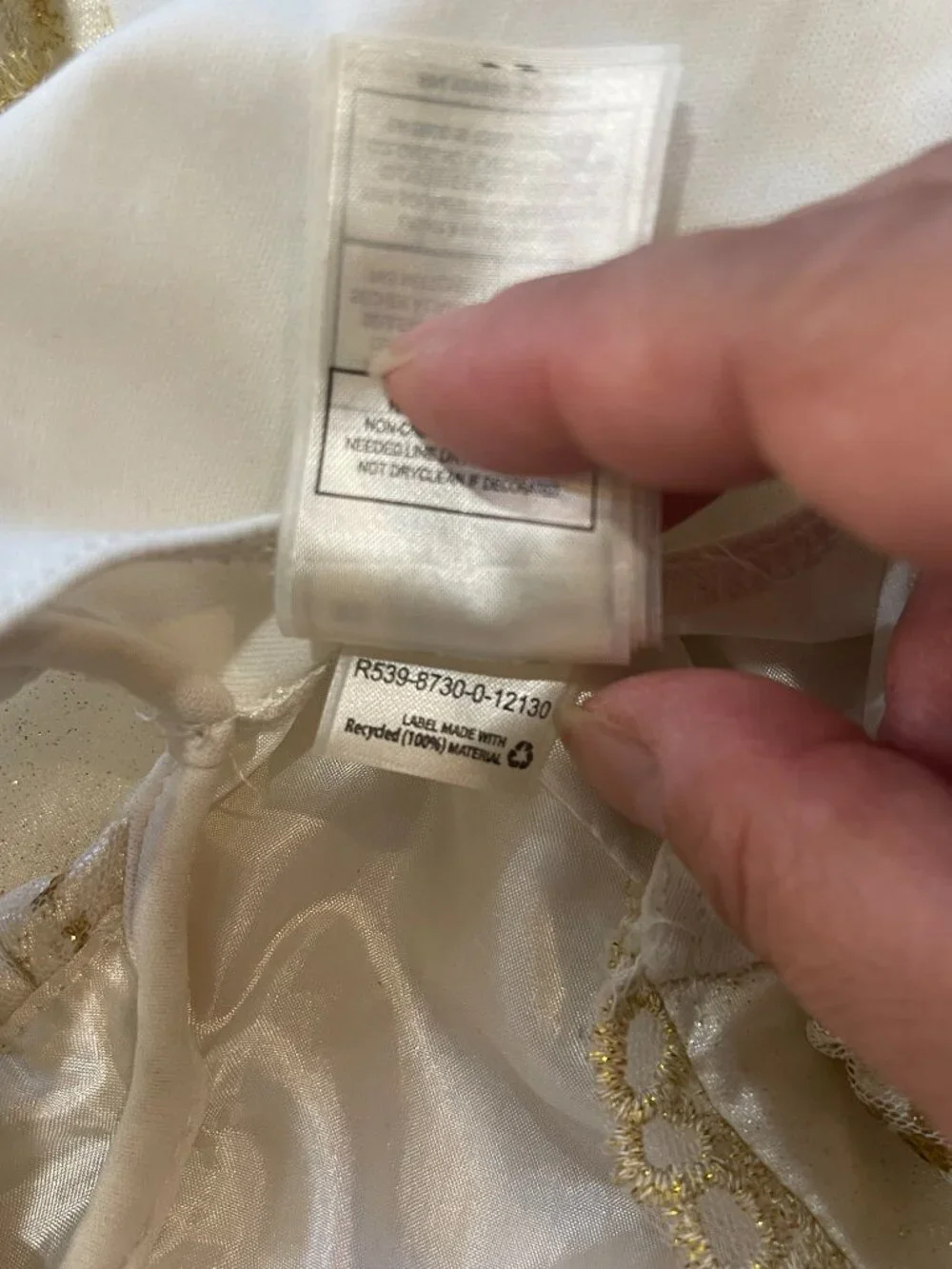 Disney Store 2012 Rapunzel Tangled Ever After Wedding Dress Costume 2/3