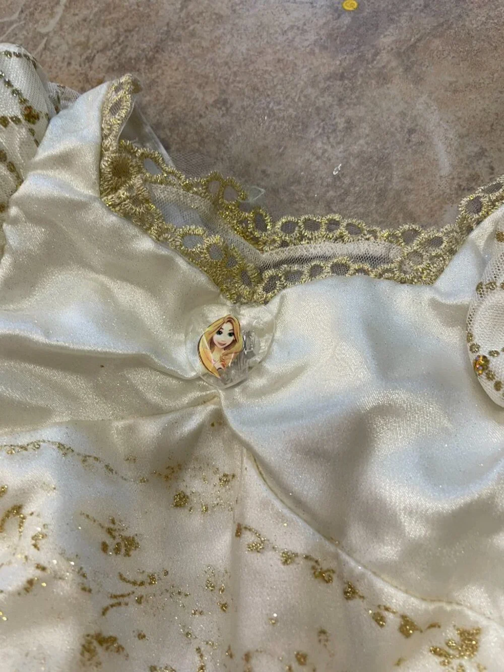 Disney Store 2012 Rapunzel Tangled Ever After Wedding Dress Costume 2/3