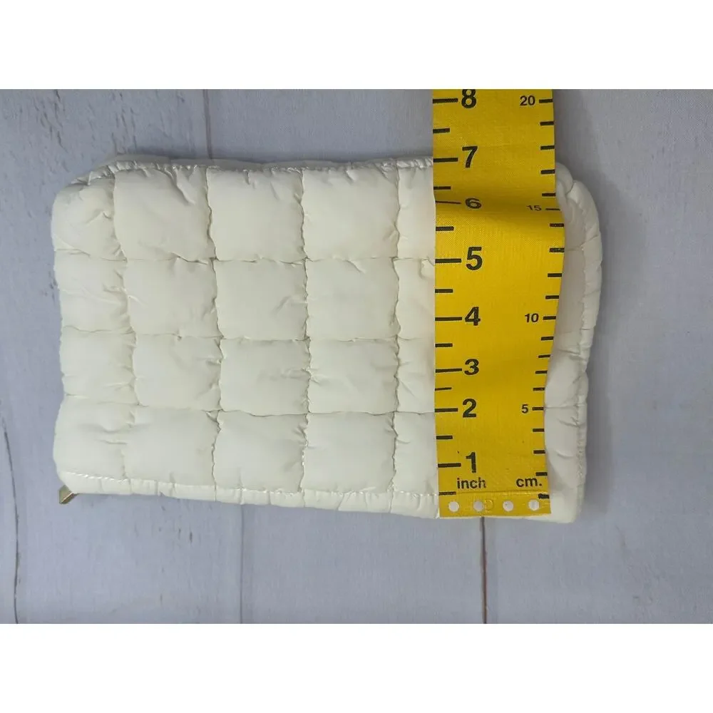Puffy Quilted Makeup Bag White Checkered Travel Cosmetic Toiletry‎ NEW