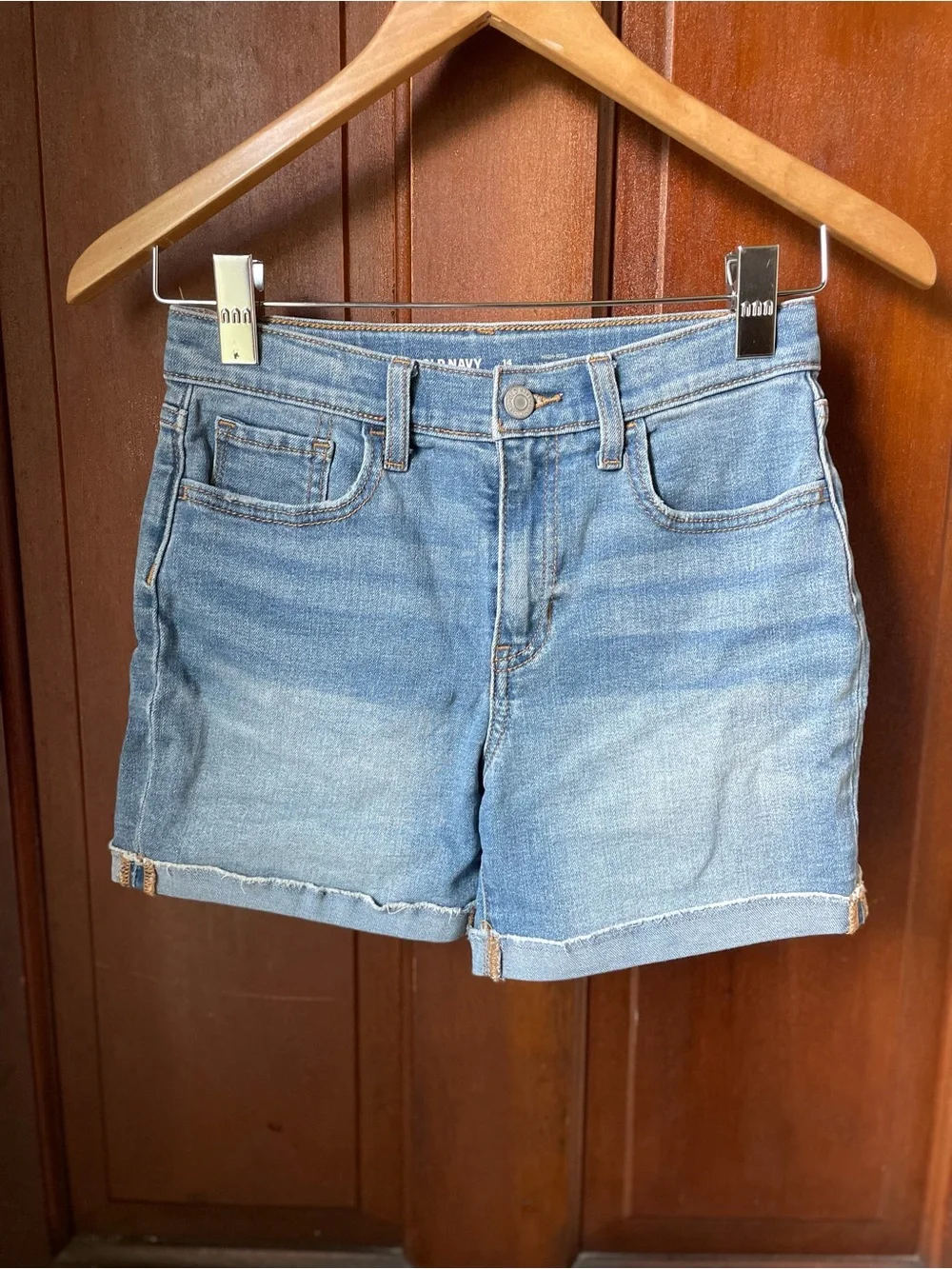 Old Navy brand old