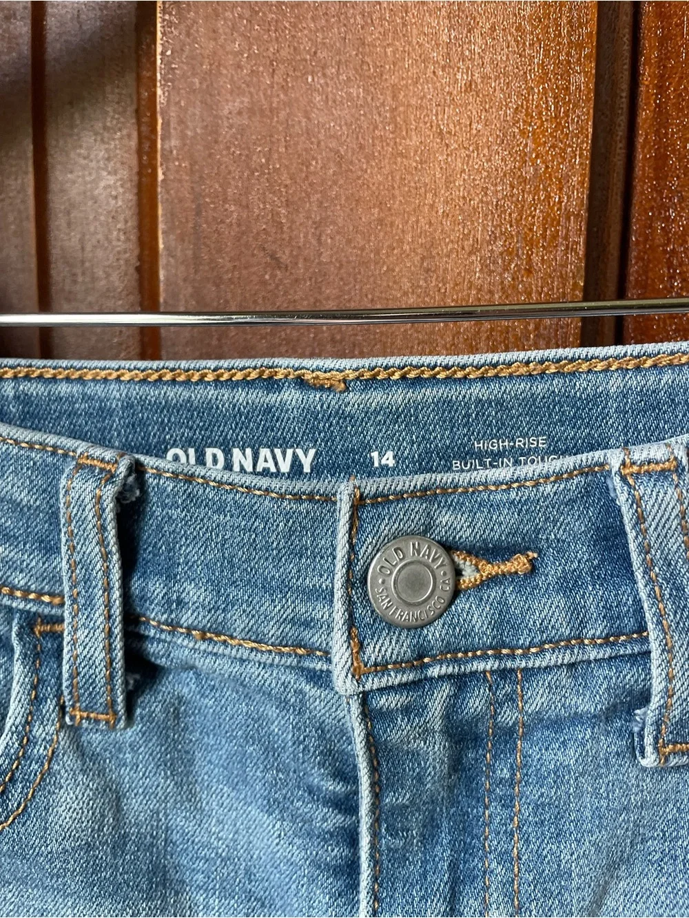 Old Navy brand old