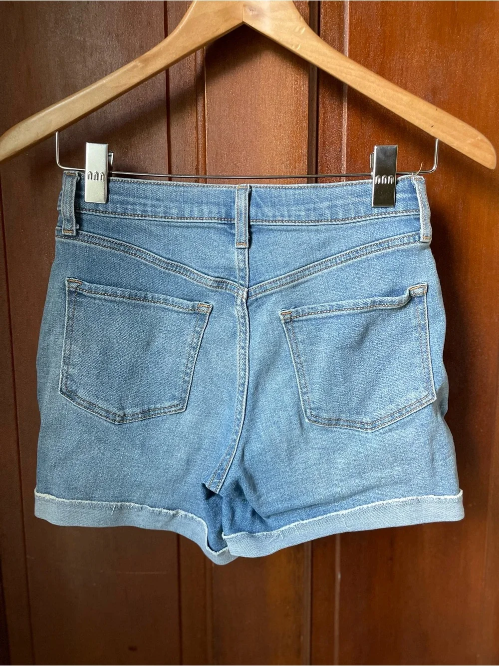 Old Navy brand old