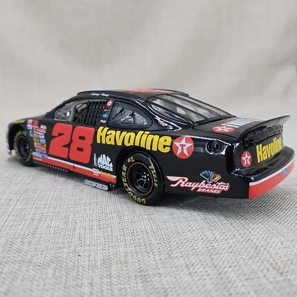 1:24 Action Diecast Nascar 1999 Kenny Irwin #28 Ford Taurus Texaco Mac Tools