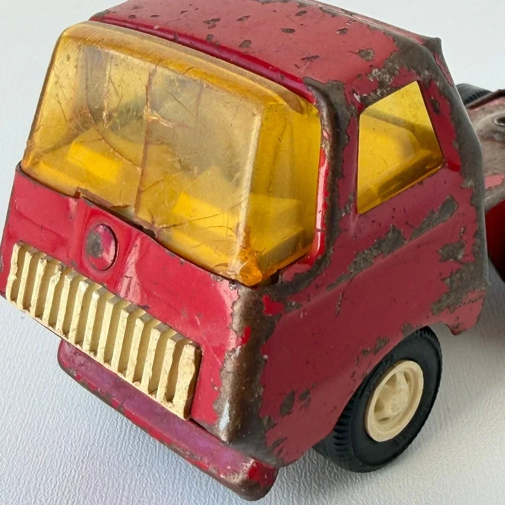 Vintage 70s Tonka Diecast Cab Semi Truck Red Retro Metal Toy Vehicle