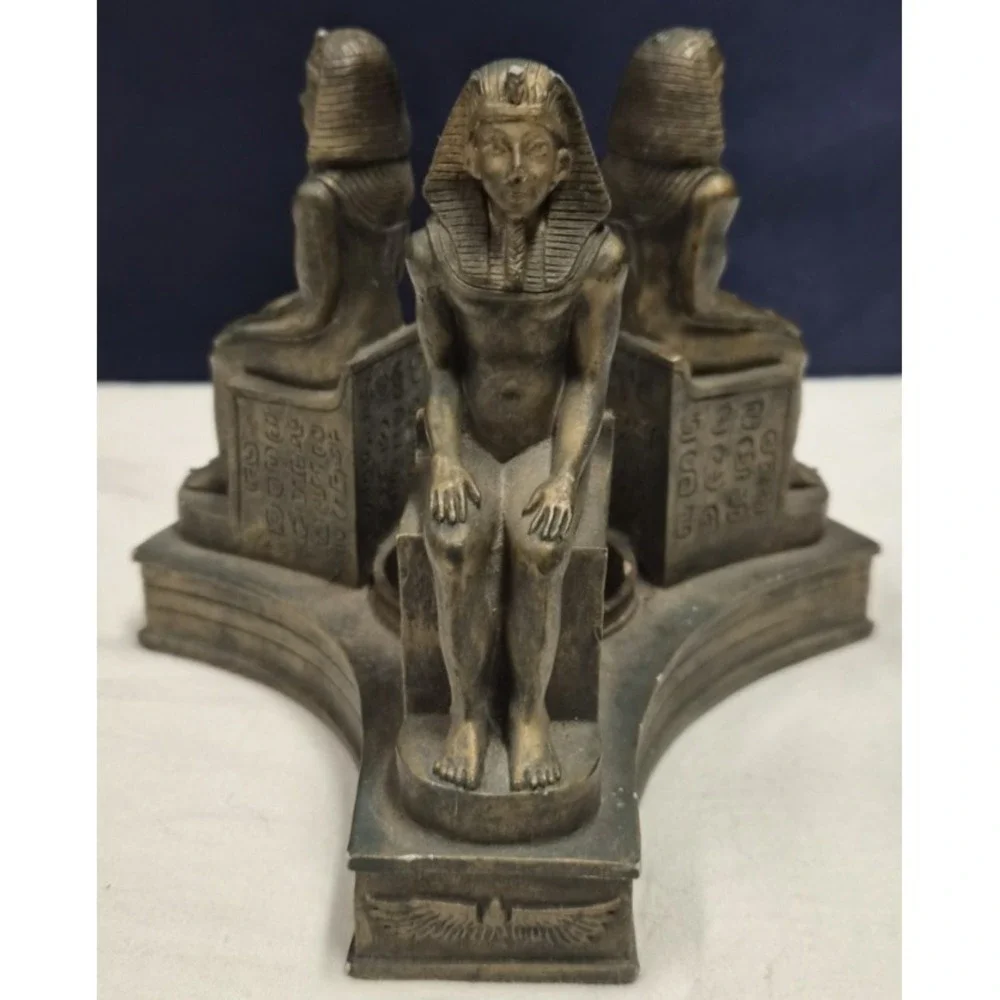 N/A three egyptian