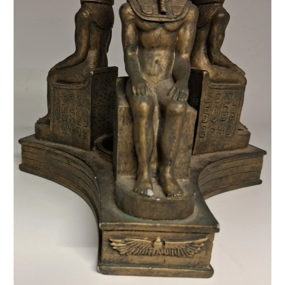 N/A three egyptian