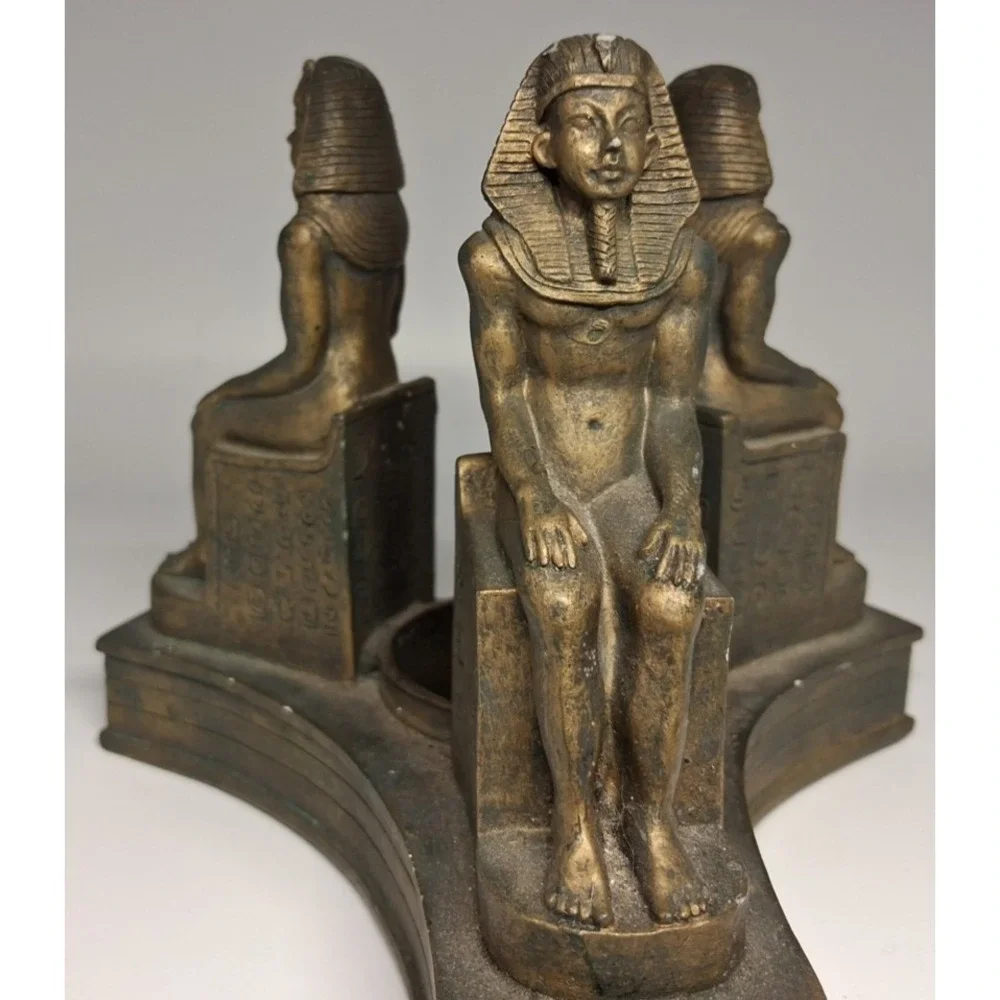 N/A three egyptian