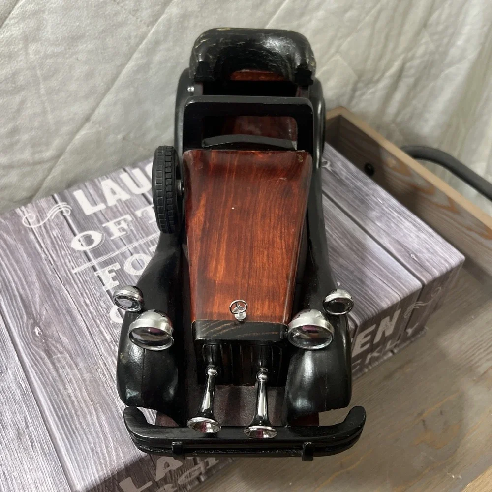 VINTAGE COLLECTIBLE HANDCRAFTED‎ BY HERITAGE MINT LTD. WOODEN CAR