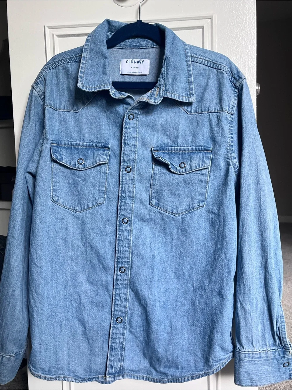 Old Navy button everyday pockets