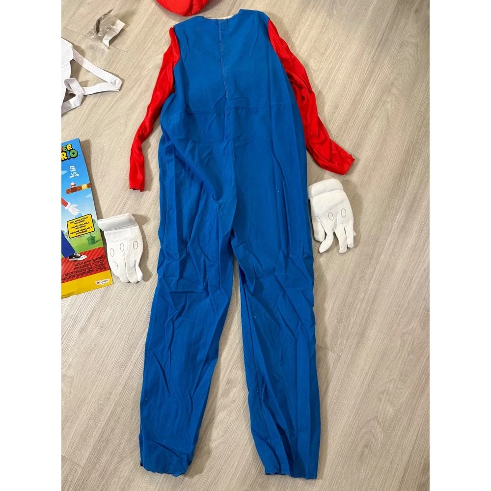 Disguise super mario