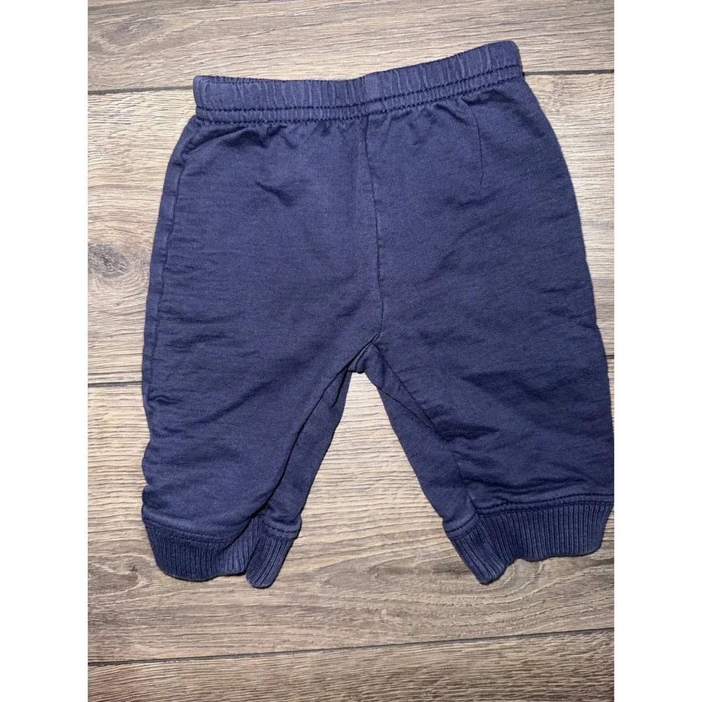 Old Navy months solid