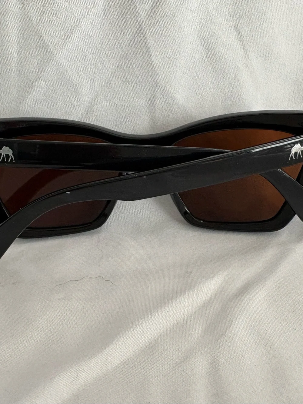 N/A stylish black