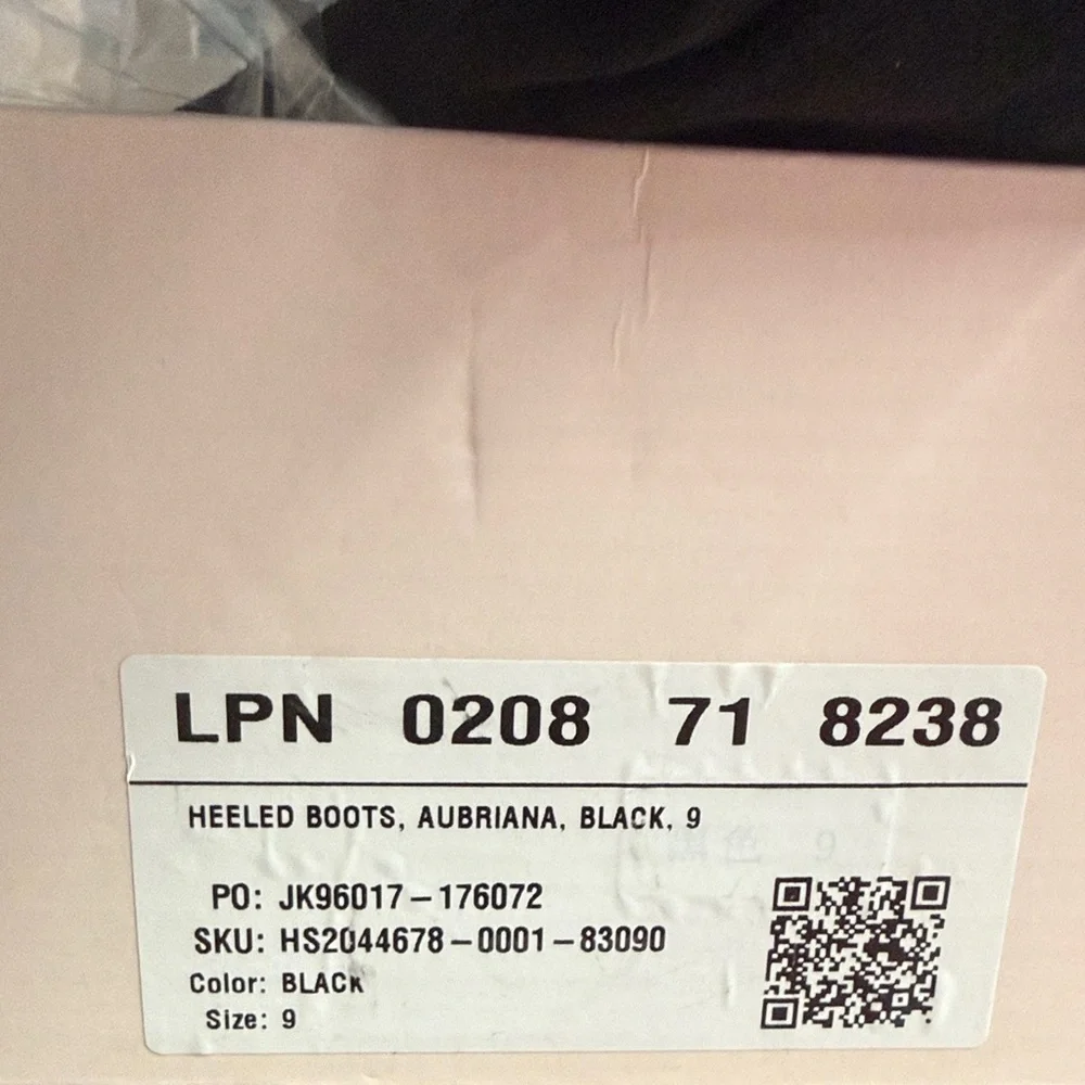 JustFab suede just new